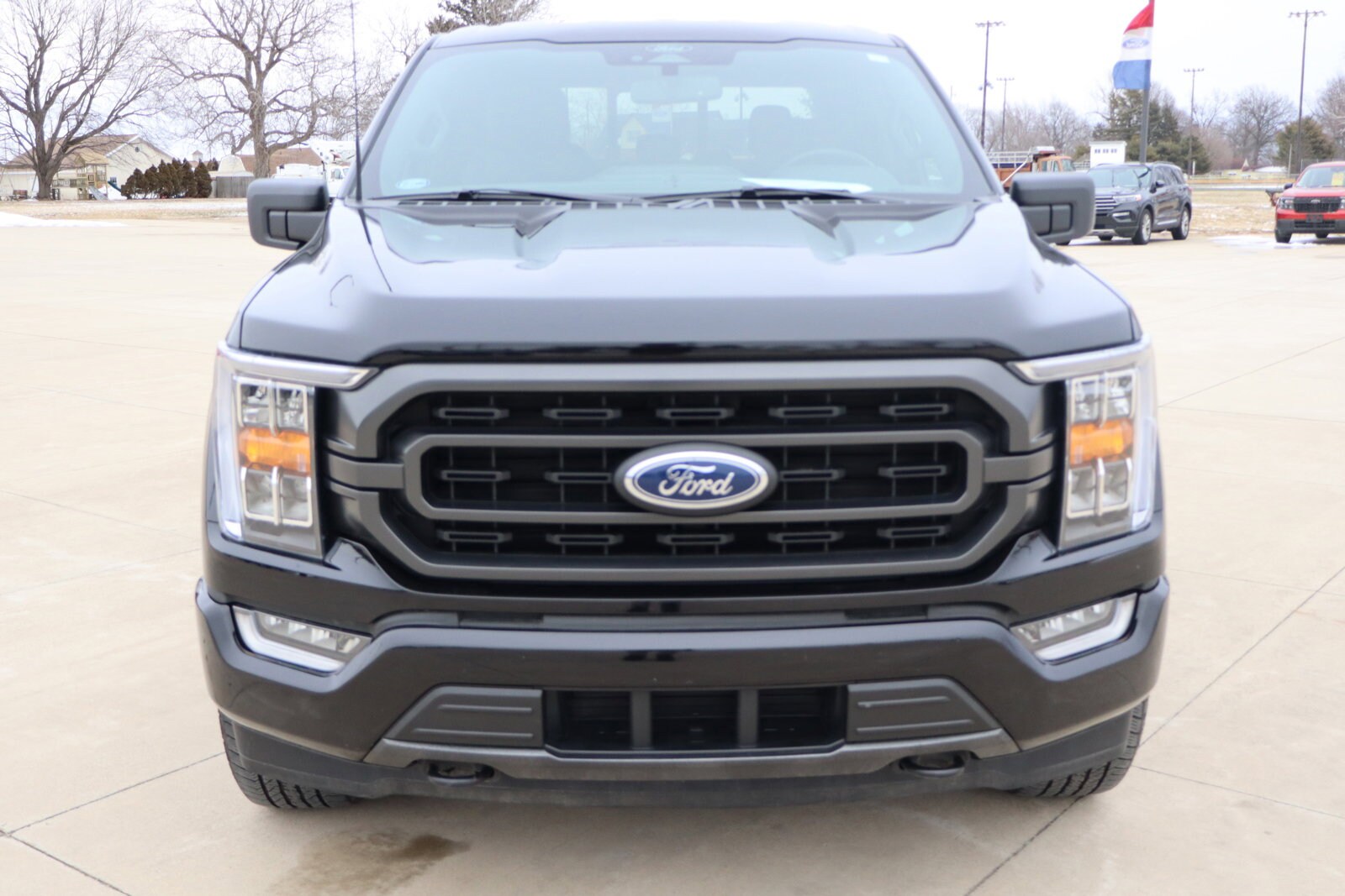 2022 Ford F-150 XLT photo 2