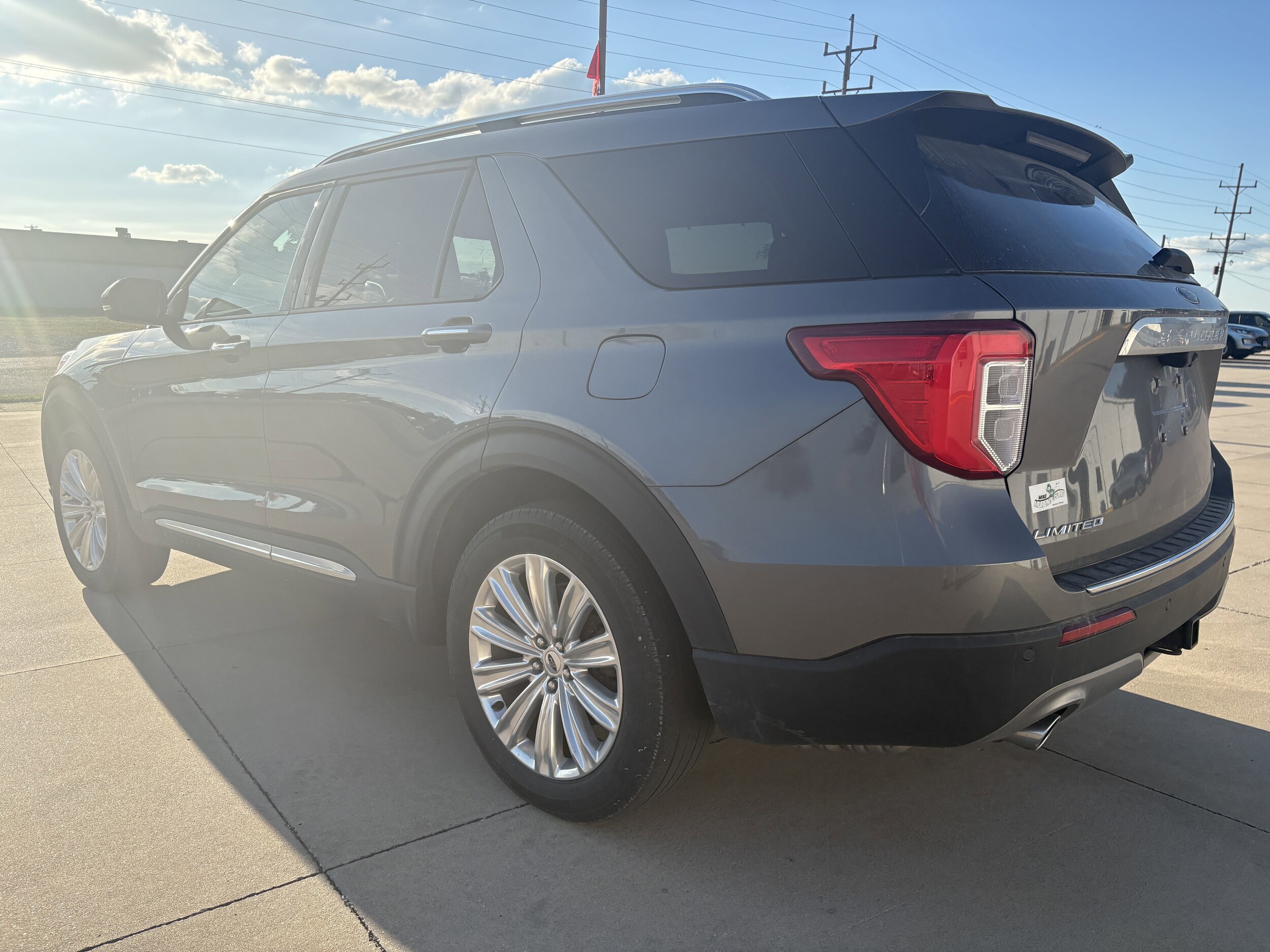 2022 Ford Explorer Limited photo 4