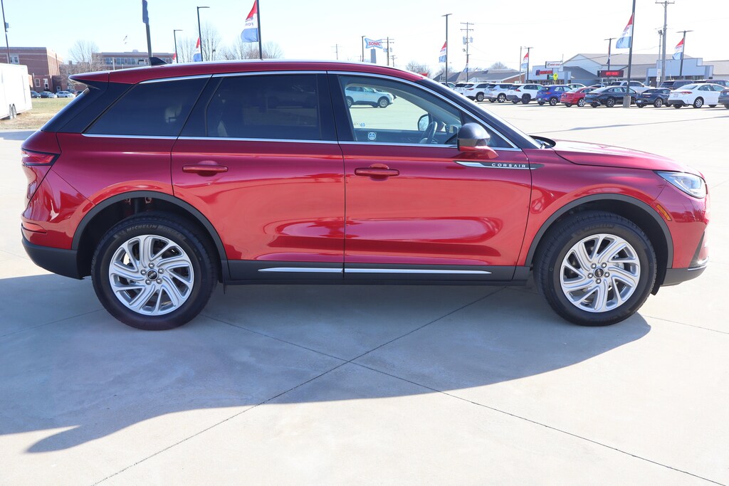 Used 2025 Lincoln Corsair Premiere SUV