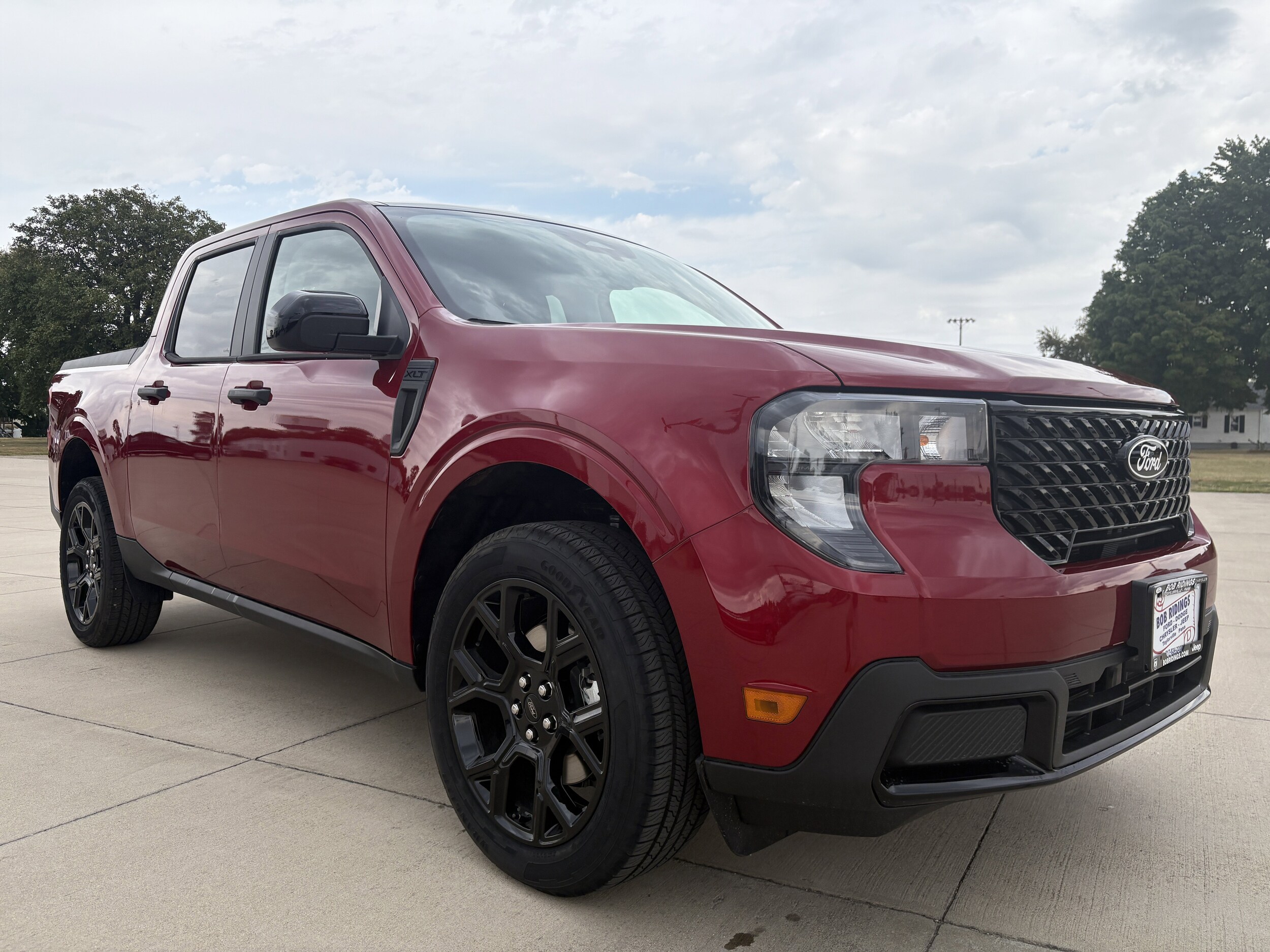 2025 Ford Maverick XLT photo 3