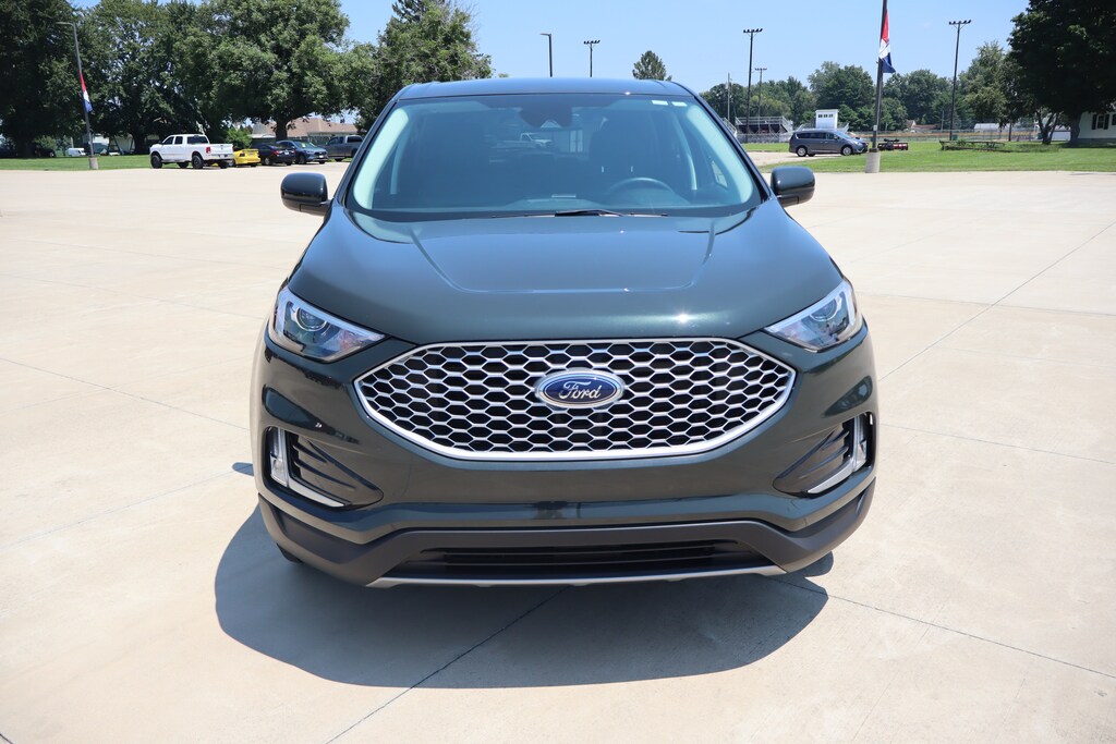 Used 2024 Ford Edge SEL SUV