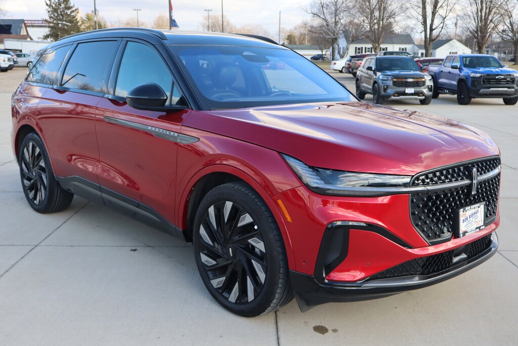 Used 2024 Lincoln Nautilus Reserve SUV