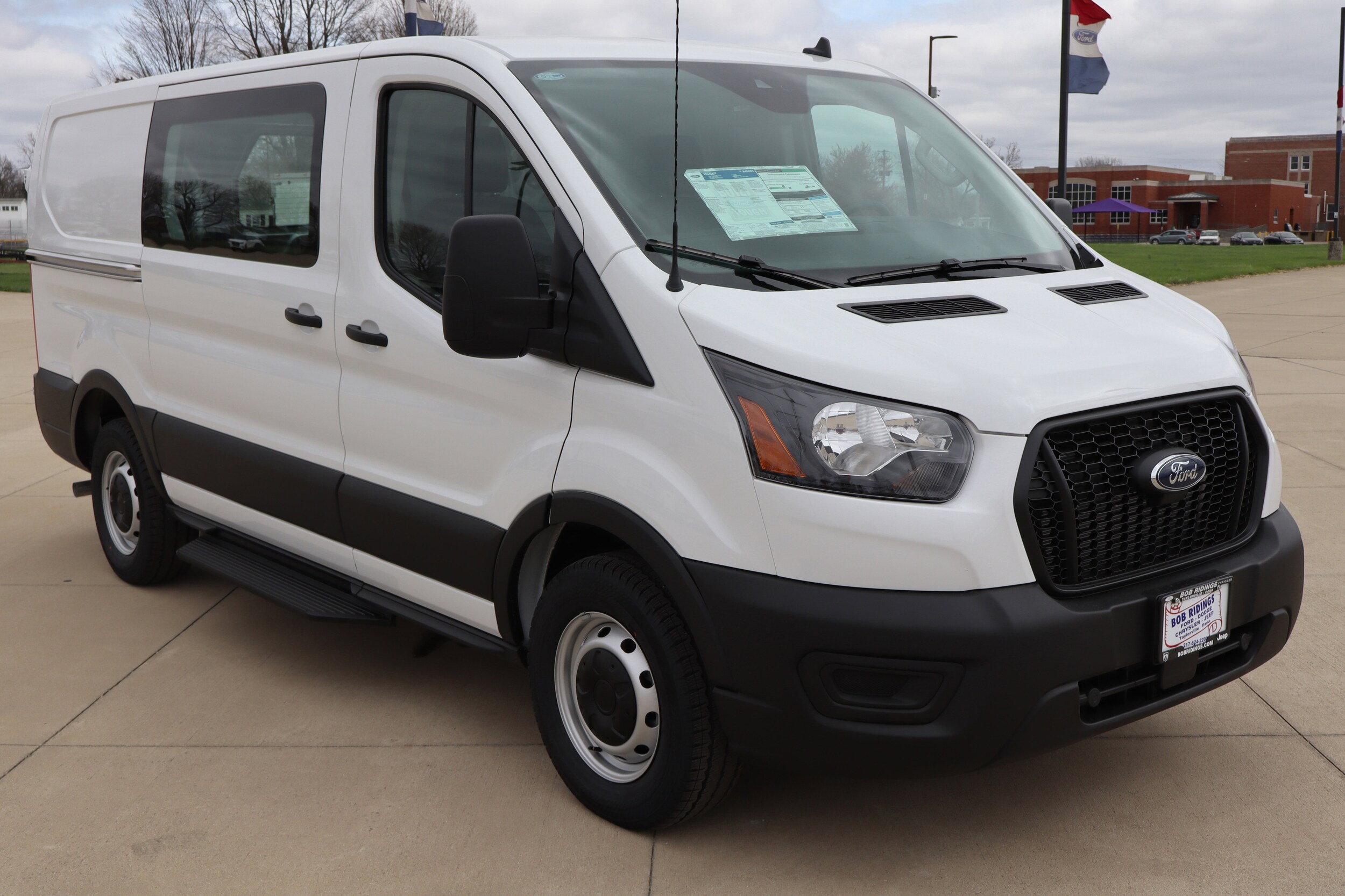 2025 Ford Transit Cargo Van photo 3