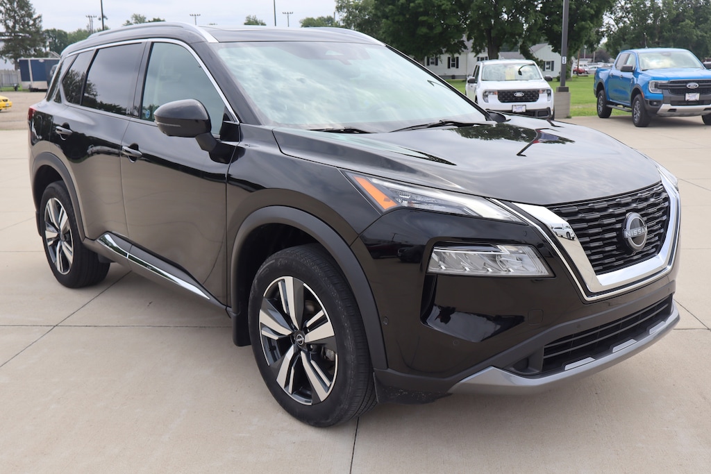 Used 2023 Nissan Rogue SL SUV