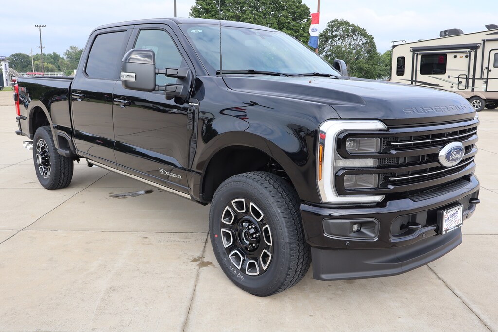 New 2026 Ford Super Duty F-350 SRW Platinum Truck