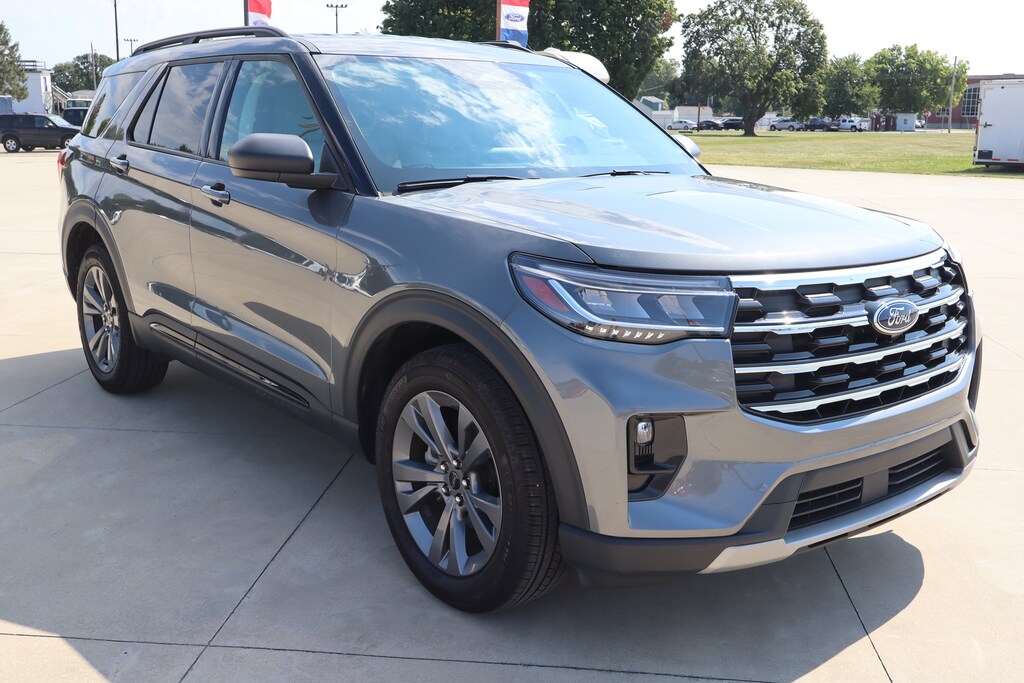 Used 2026 Ford Explorer Active SUV