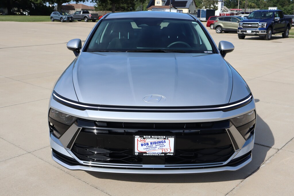 Used 2025 Hyundai Sonata SEL Sedan