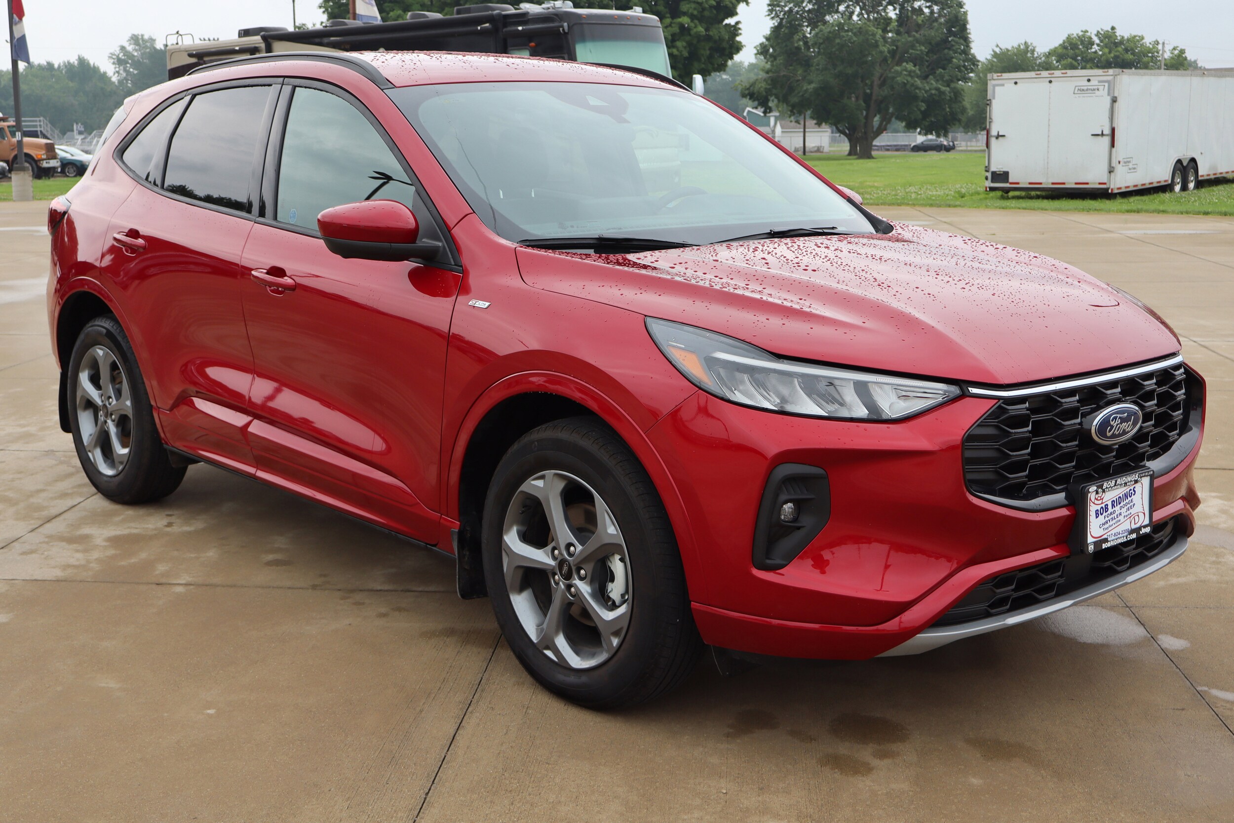 2024 Ford Escape ST-Line Select photo 3