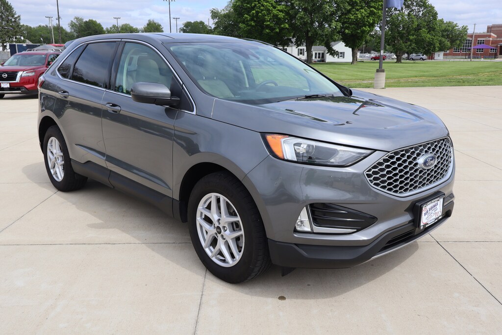 Used 2024 Ford Edge SEL SUV