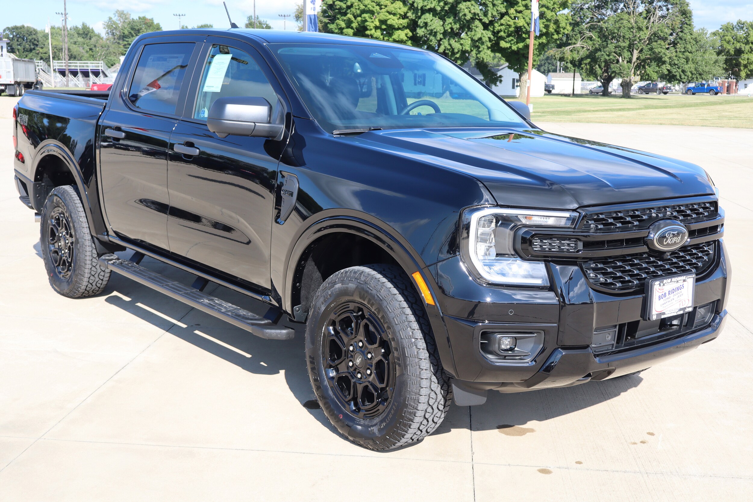 2025 Ford Ranger XLT photo 3