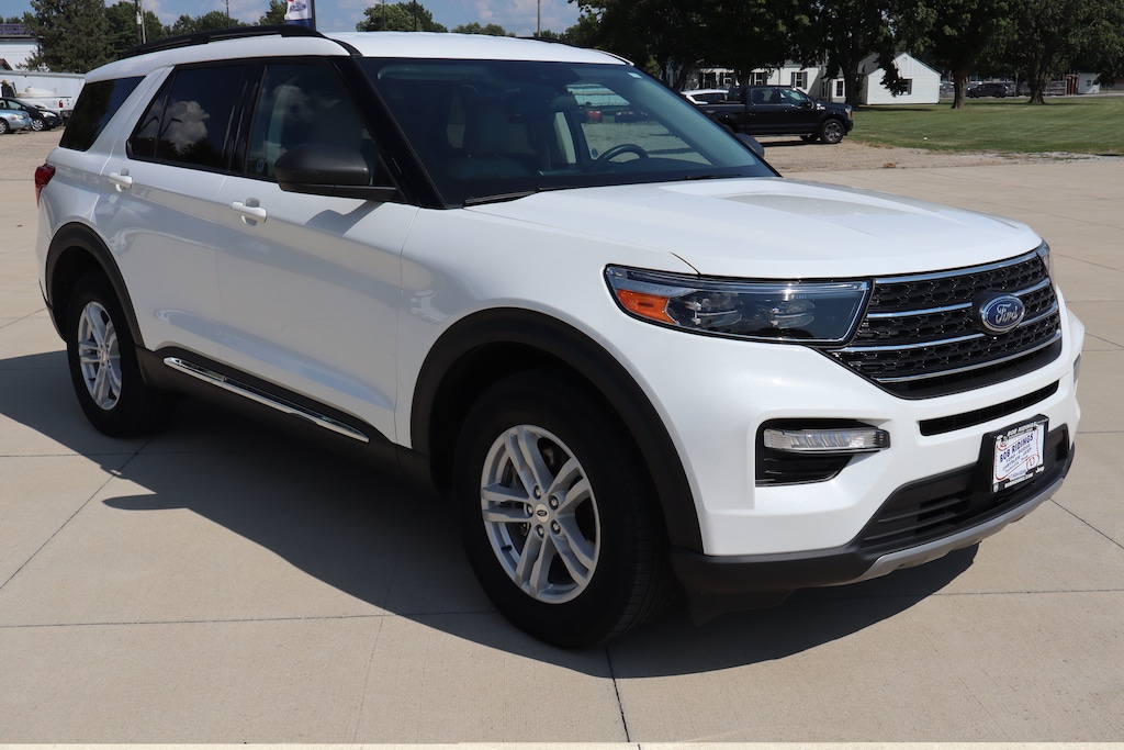 Used 2024 Ford Explorer XLT SUV
