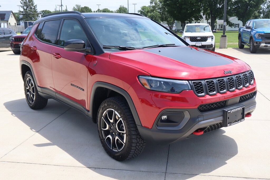 Used 2024 Jeep Compass Trailhawk SUV