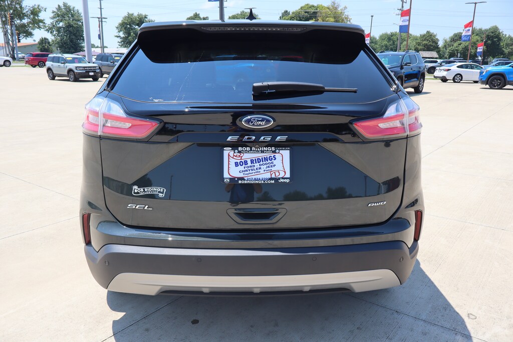 Used 2024 Ford Edge SEL SUV