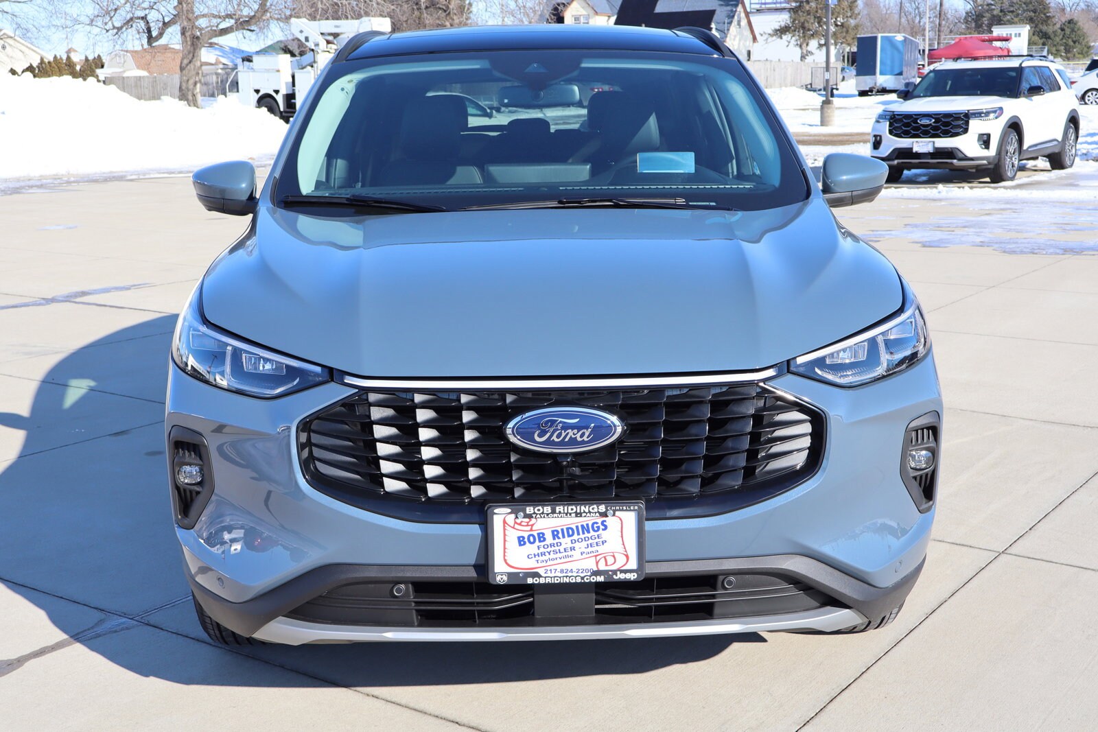 2025 Ford Escape photo 2