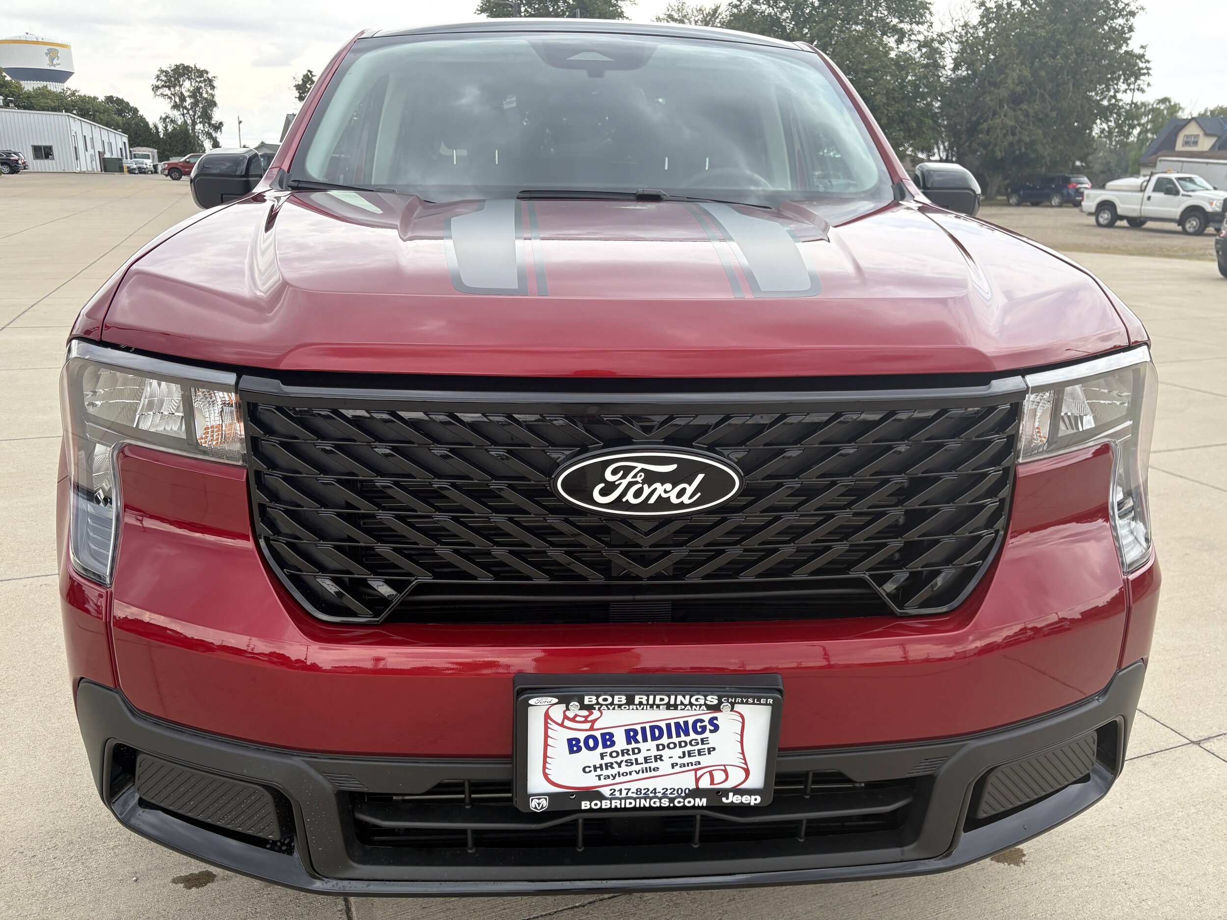 2025 Ford Maverick XLT photo 2