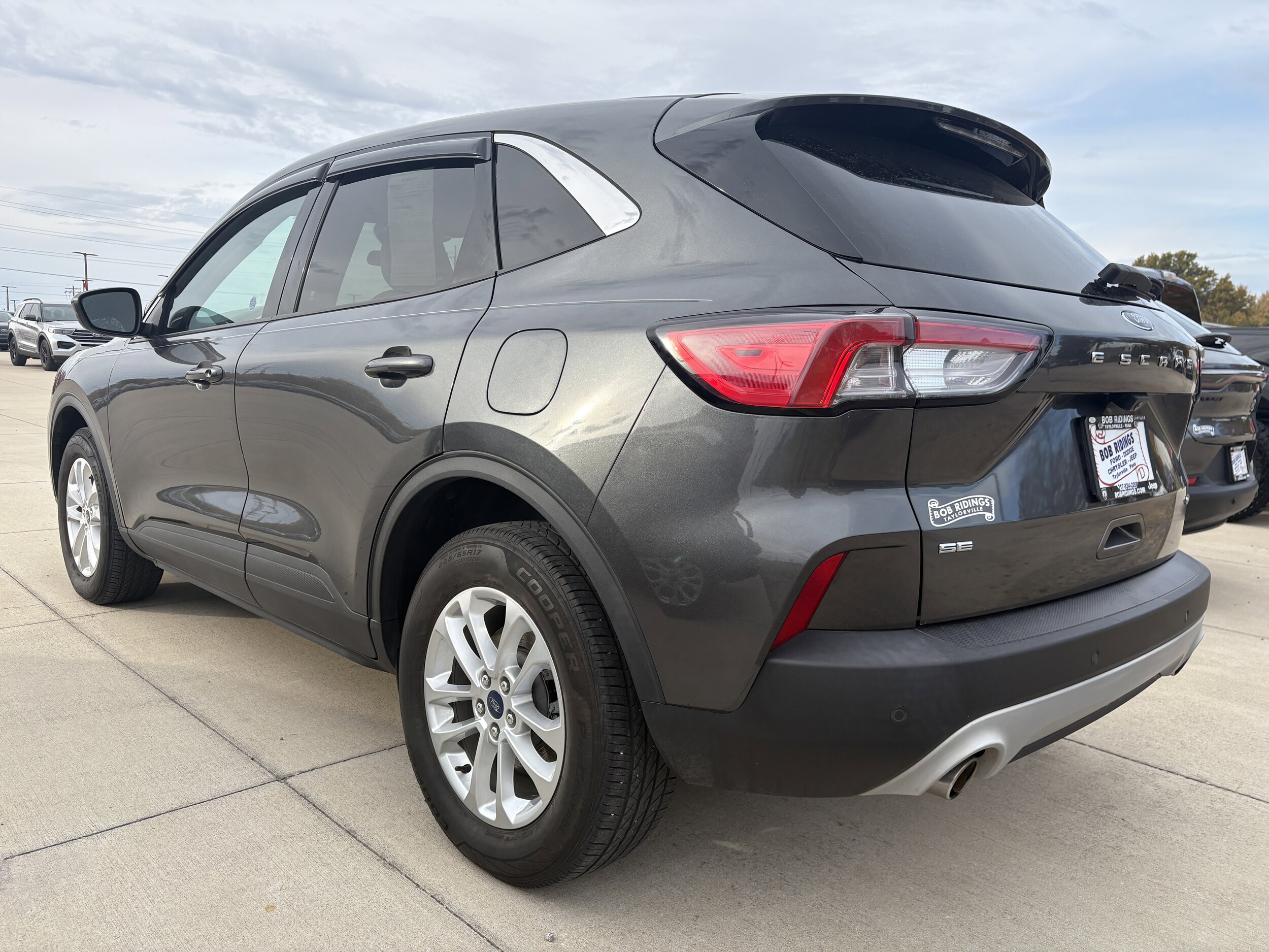 2020 Ford Escape SE photo 4