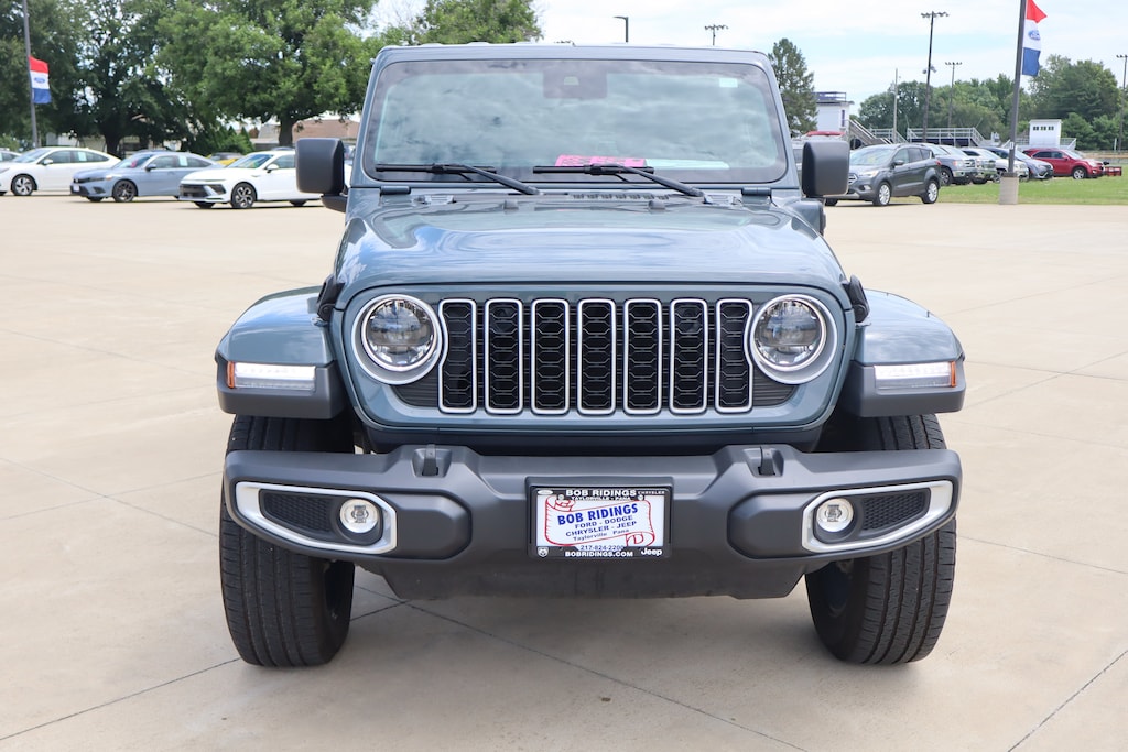 Used 2025 Jeep Wrangler 4xe Sahara SUV