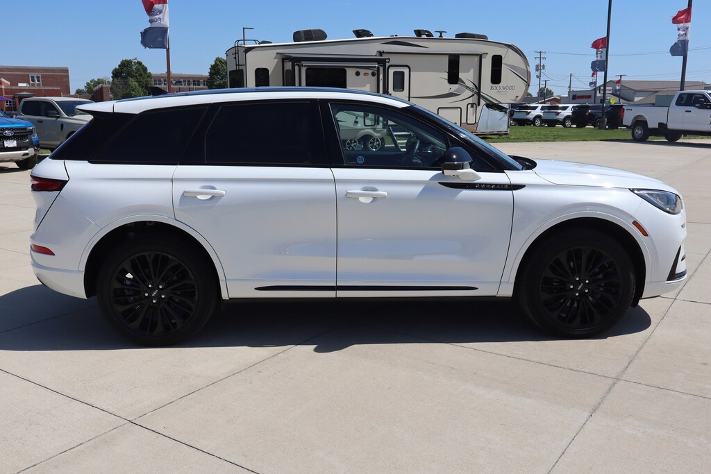 Used 2024 Lincoln Corsair Premiere SUV