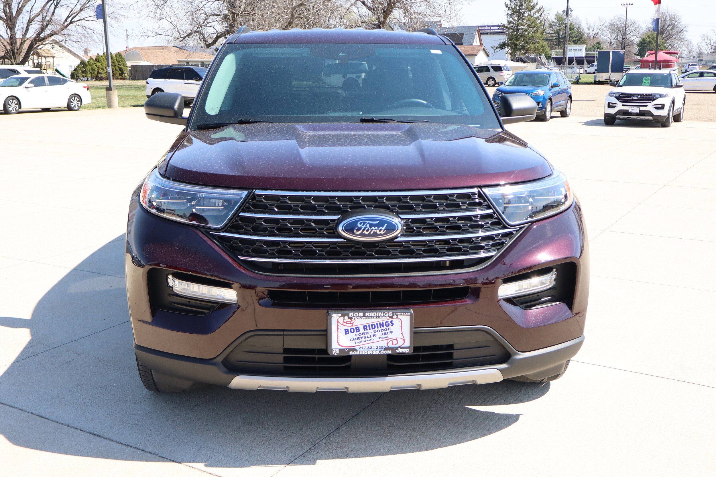 2022 Ford Explorer XLT photo 2