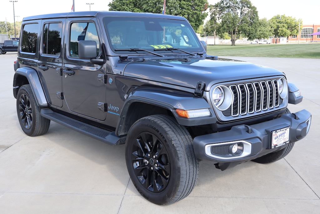 Used 2025 Jeep Wrangler 4xe Sahara SUV