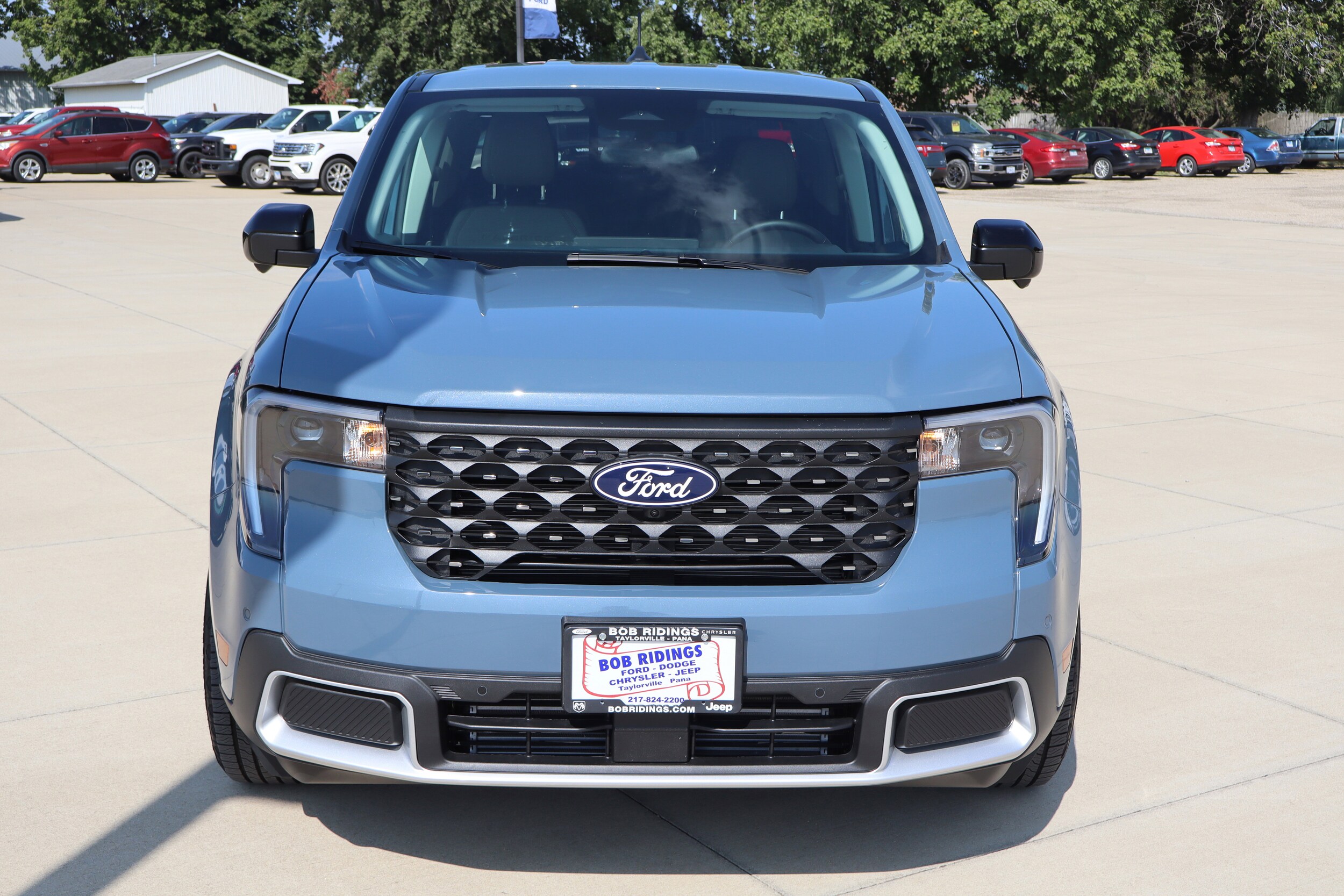 2025 Ford Maverick Lariat photo 2