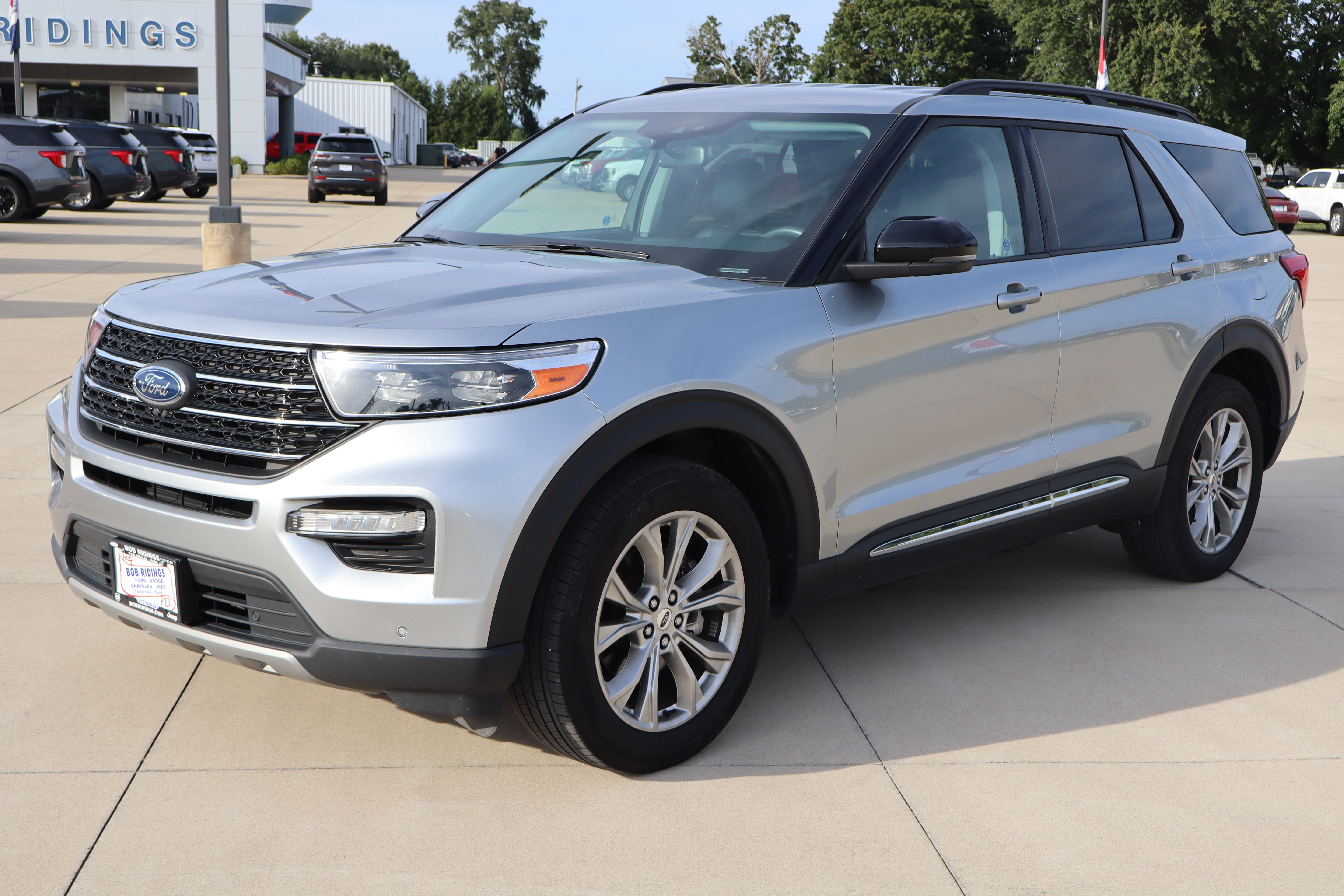Used 2024 Ford Explorer XLT SUV