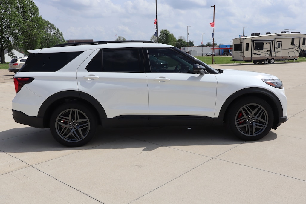 Used 2025 Ford Explorer ST SUV