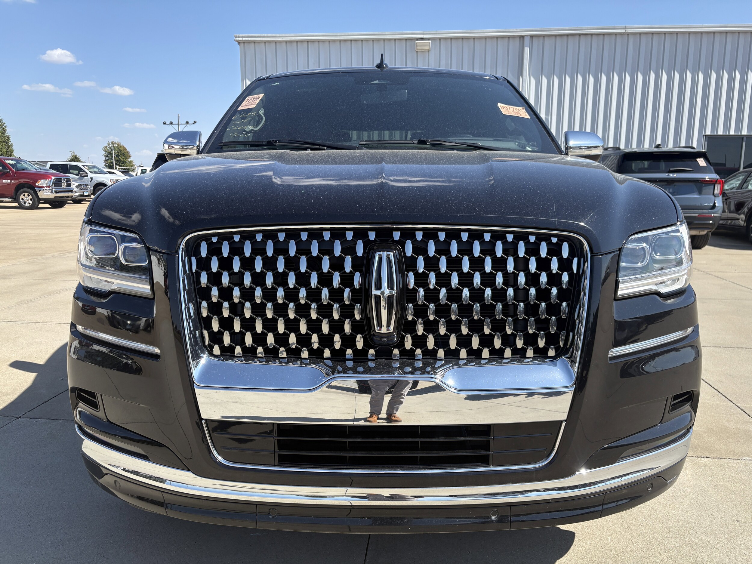 2023 Lincoln Navigator Black Label photo 3
