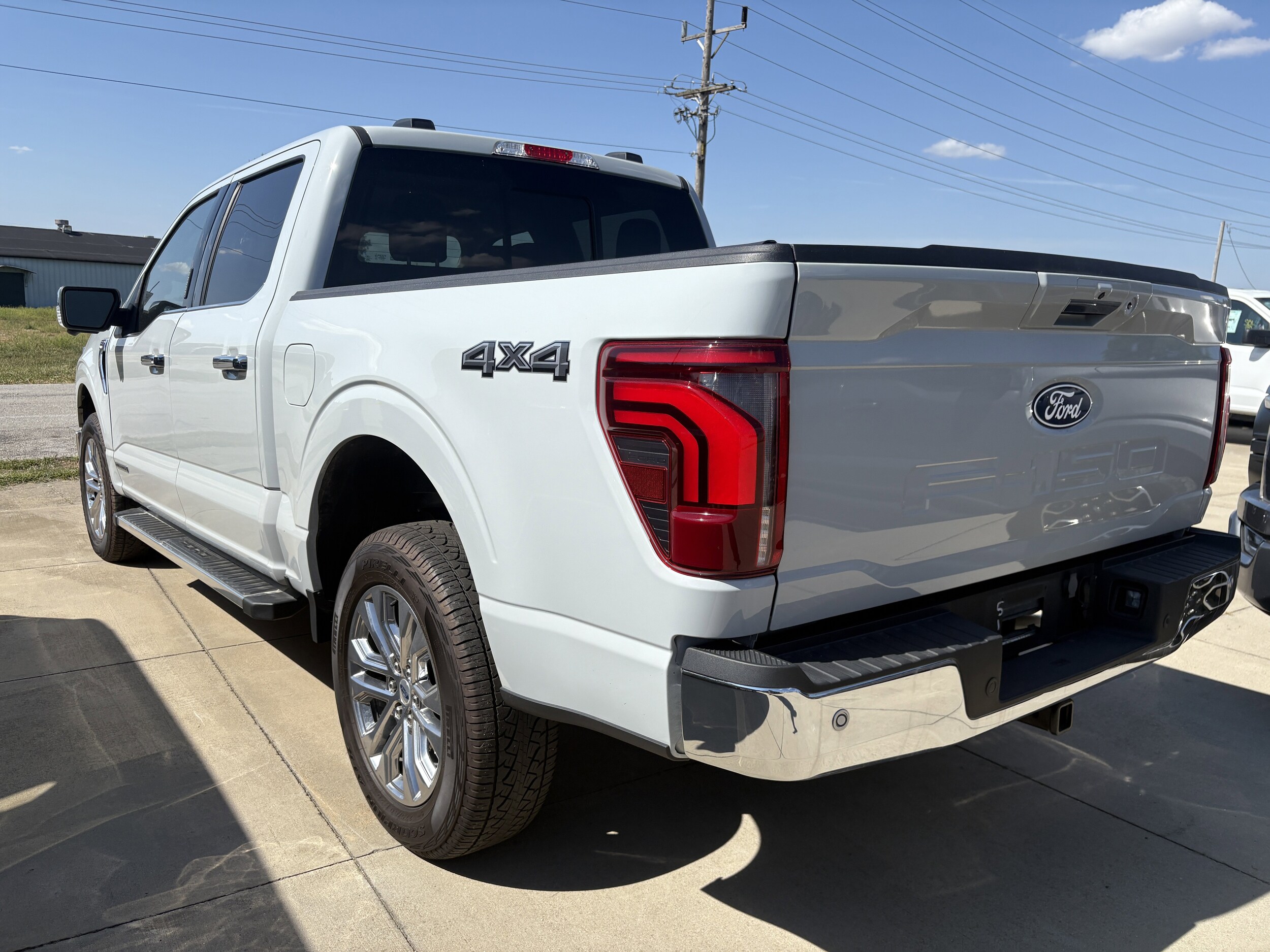 2024 Ford F-150 Lariat photo 4