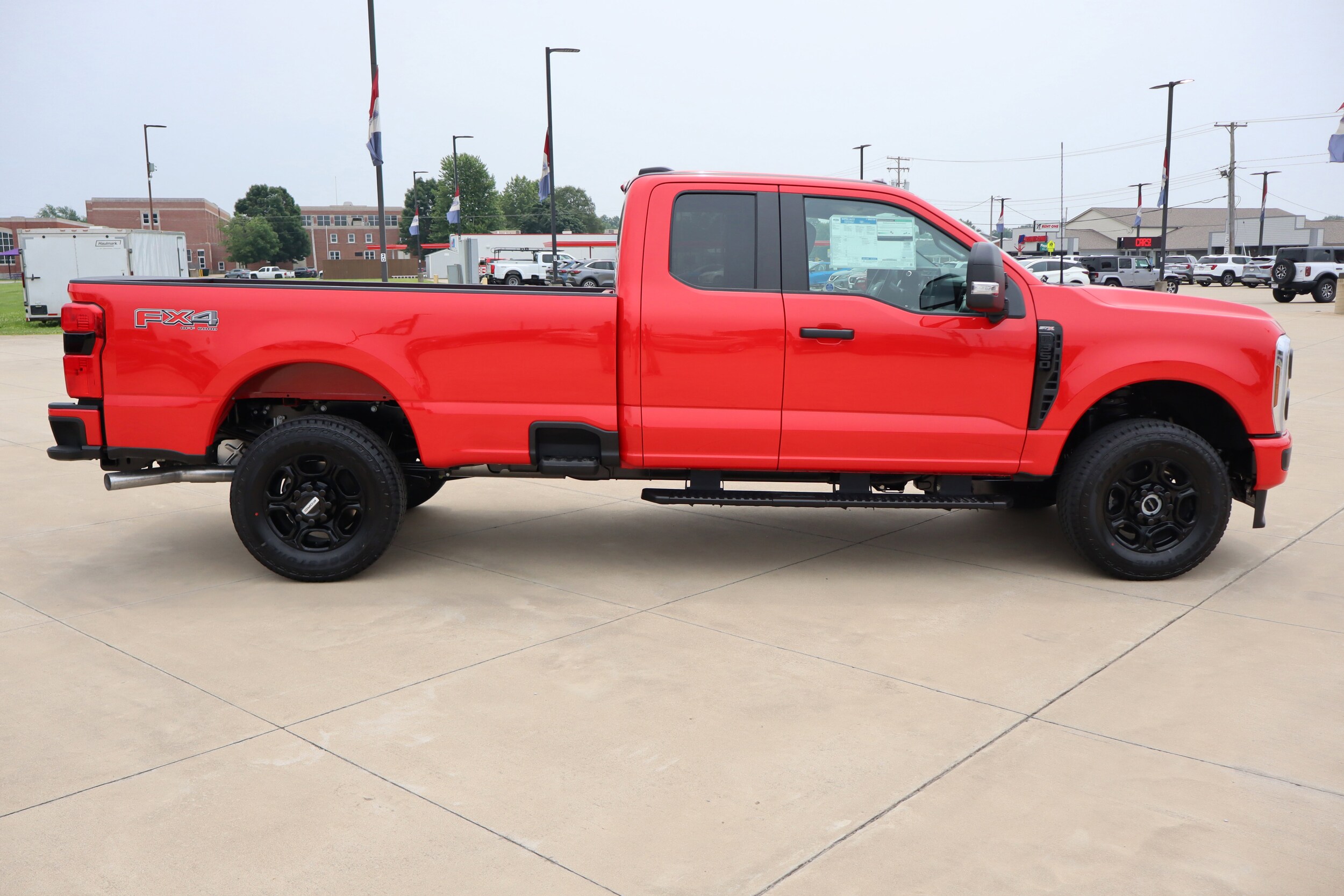 2025 Ford F-350 XL photo 4