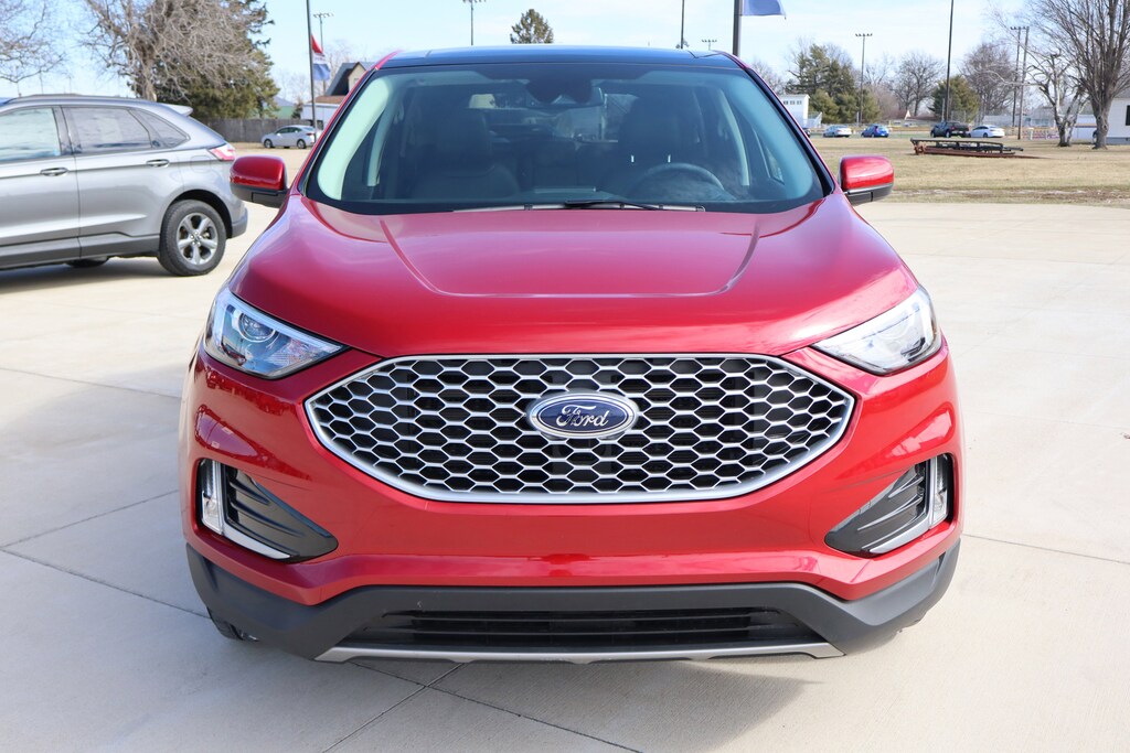 Used 2024 Ford Edge SEL SUV
