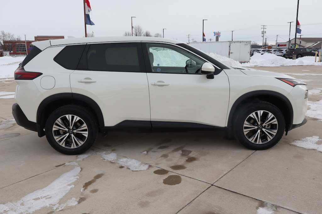 Used 2023 Nissan Rogue SV SUV