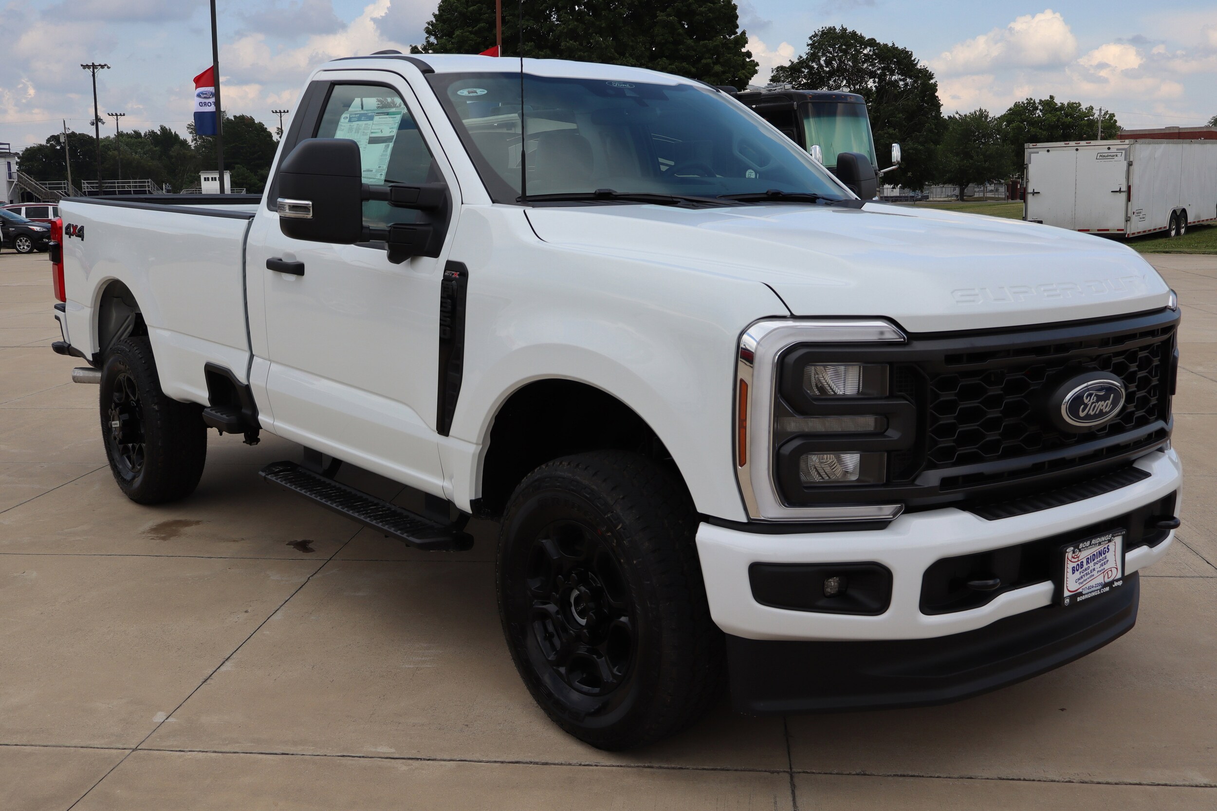 2025 Ford F-350 XL photo 3