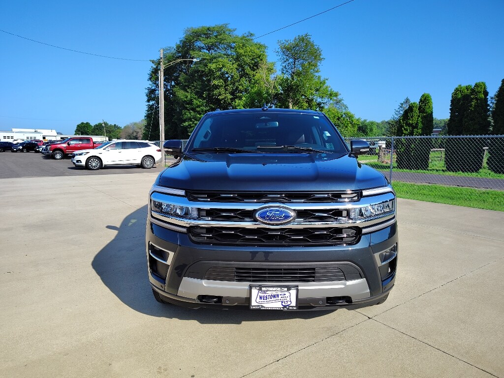 2023 Ford Expedition MAX Limited photo 3
