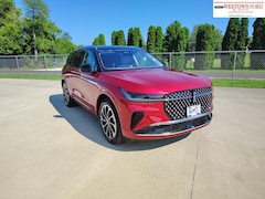 2025 Lincoln Nautilus Reserve SUV