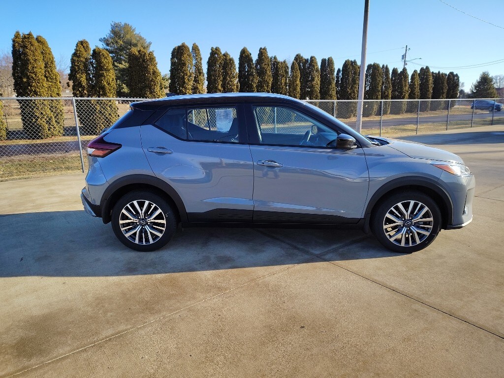 Used 2023 Nissan Kicks SV SUV