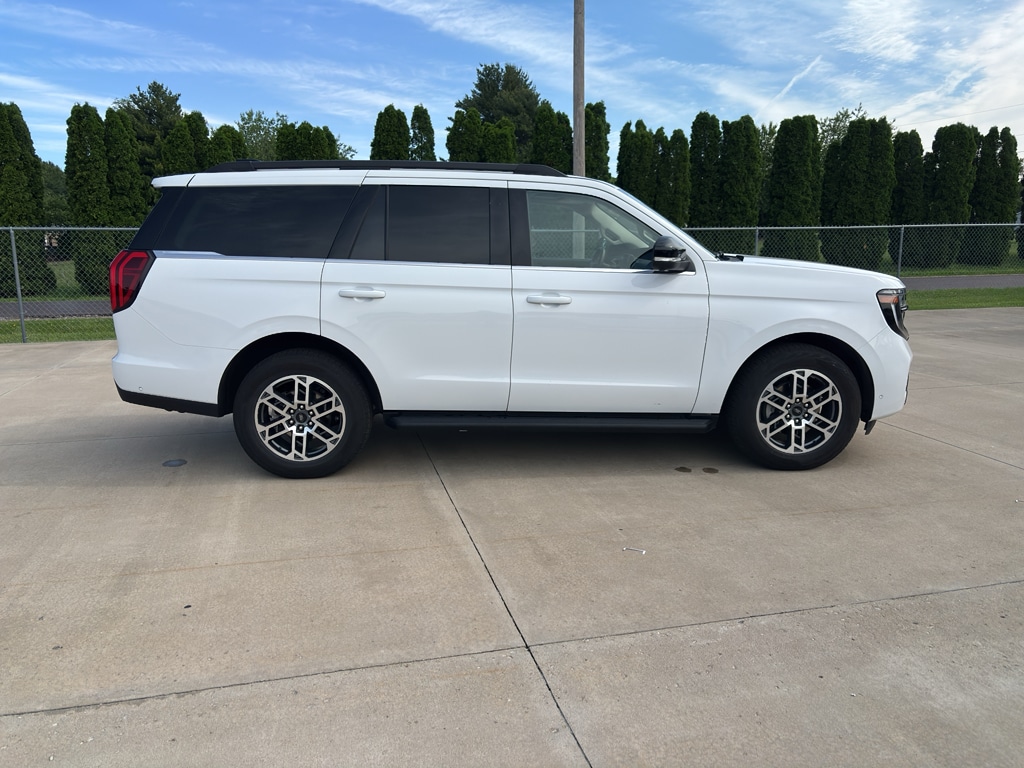 Used 2025 Ford Expedition Active SUV