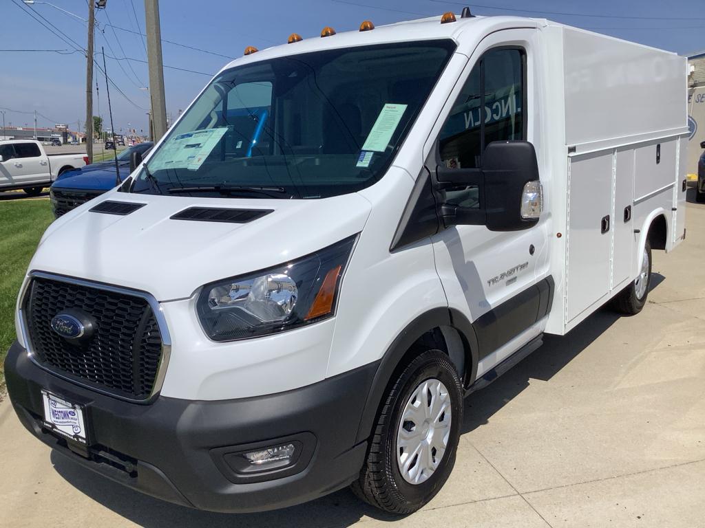 2024 Ford Transit photo 2