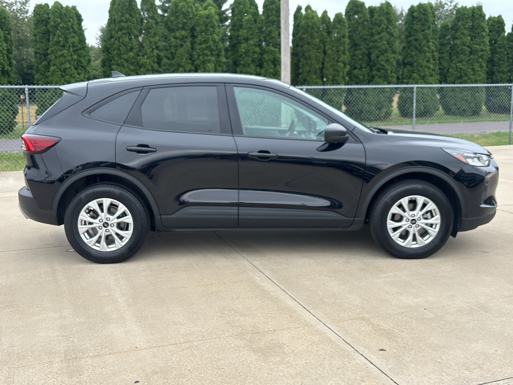Used 2025 Ford Escape Active SUV