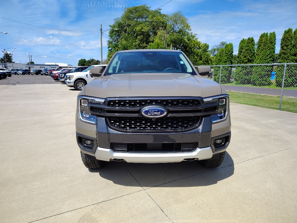 2025 Ford Ranger Lariat photo 2