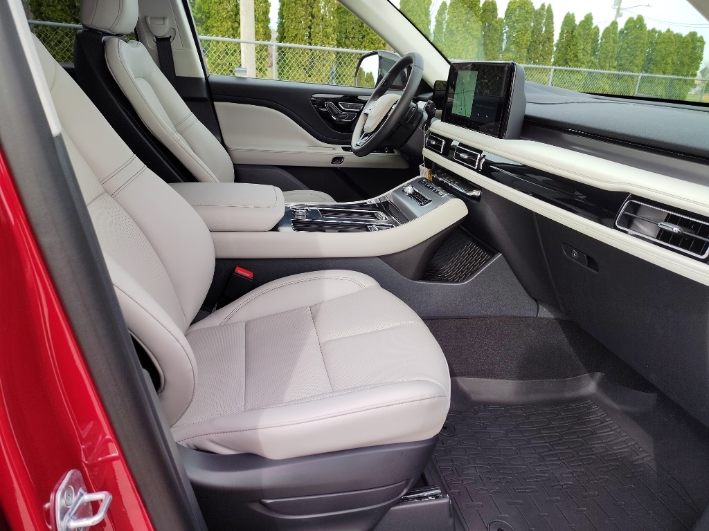 2026 Lincoln Aviator Premiere - Photo 14