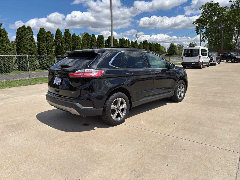Used 2024 Ford Edge SEL SUV