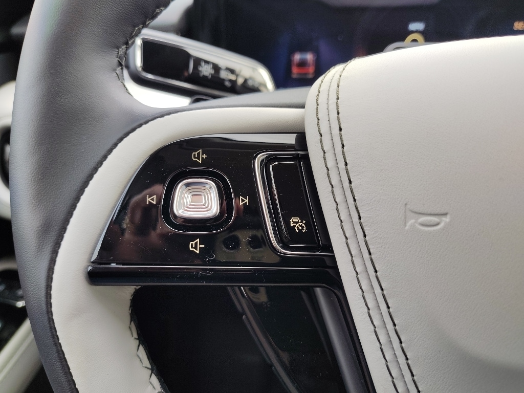 2026 Lincoln Aviator Premiere - Photo 18