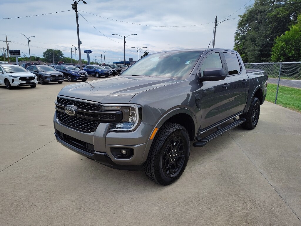 2025 Ford Ranger XLT photo 2