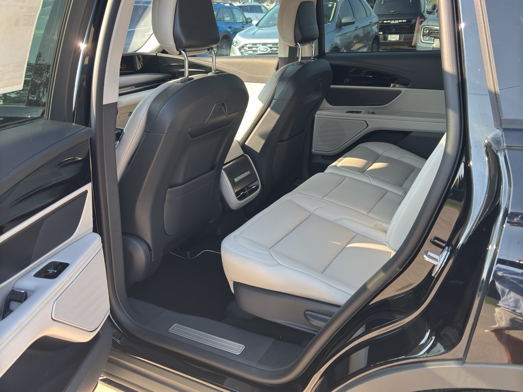 2026 Lincoln Nautilus Premiere - Photo 11