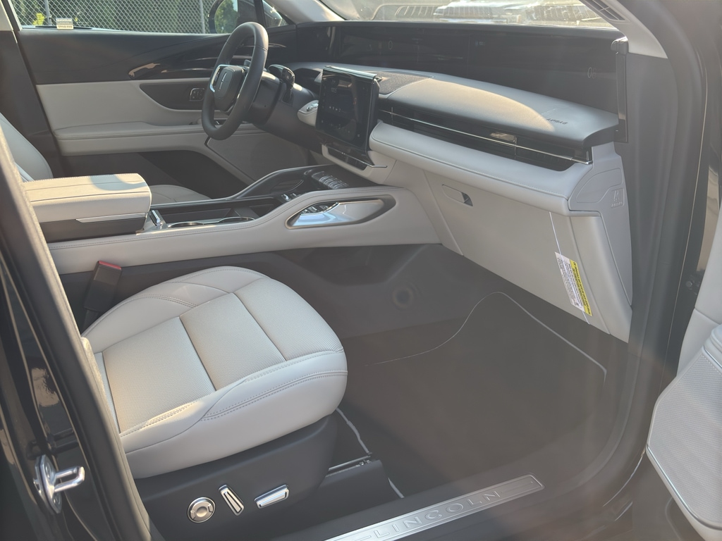2026 Lincoln Nautilus Premiere - Photo 14
