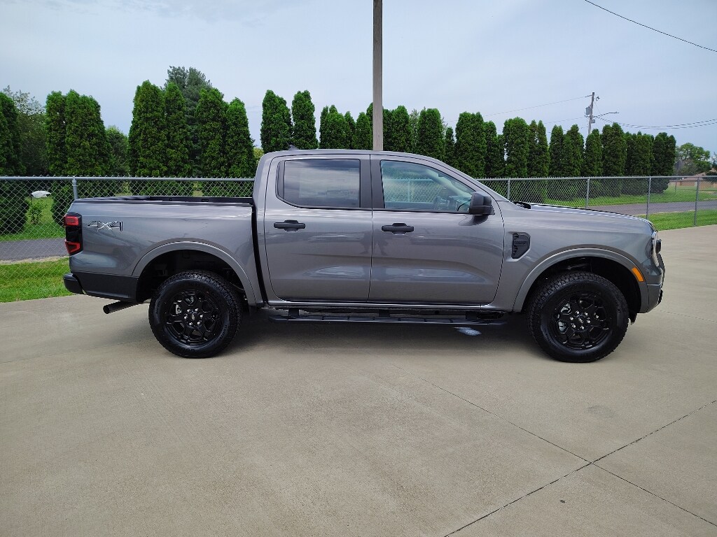 2025 Ford Ranger XLT photo 3