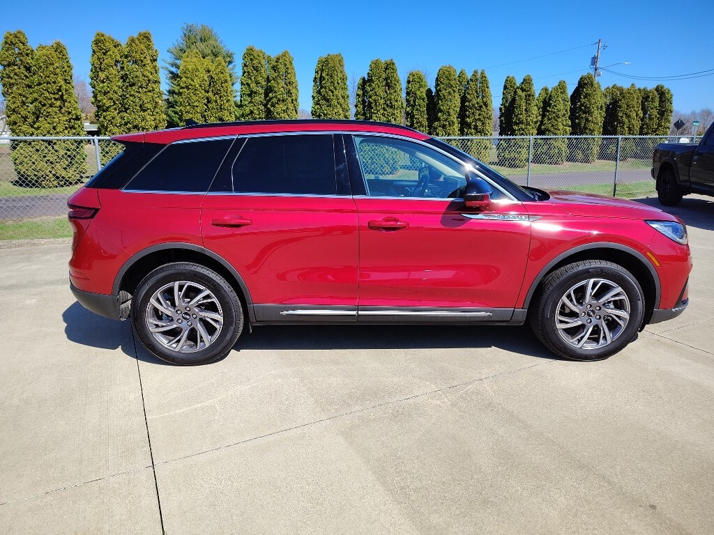 Used 2025 Lincoln Corsair Premiere SUV