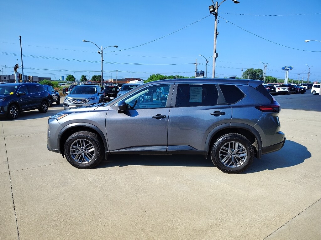 Used 2025 Nissan Rogue S SUV