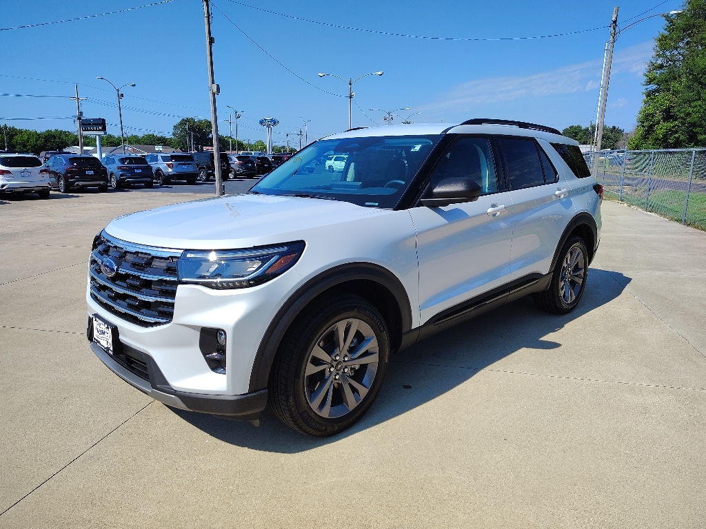 New 2026 Ford Explorer Active w/200A Pkg SUV